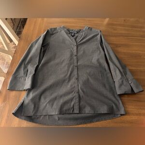 Devon & Jones Gray Button-Up Shirt Medium